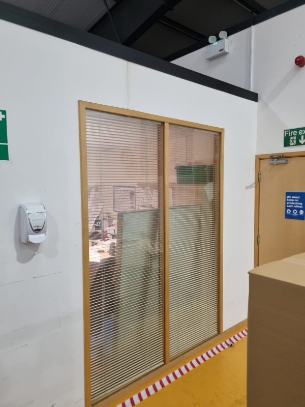 Glass partitions